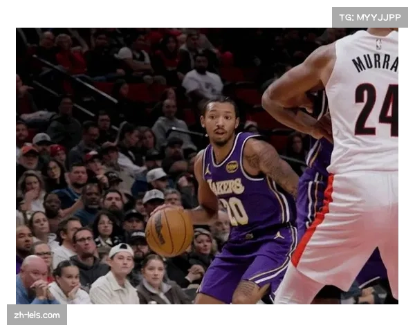 开拓者残阵不敌雷霆 杨瀚森命中生涯首记三分